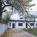 Zagreb Blue Door Apartments - Maksimir